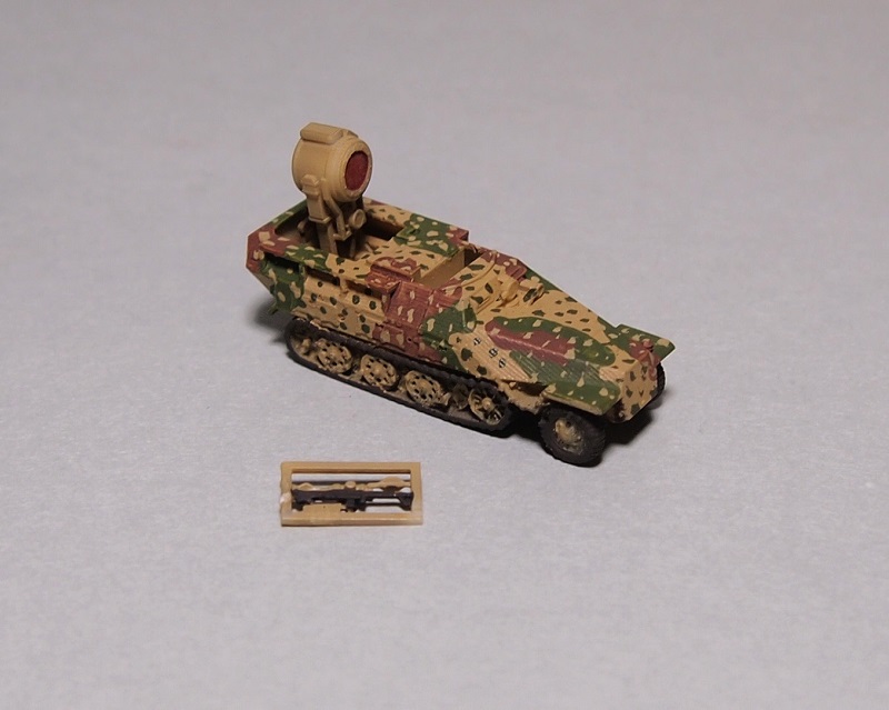 Sdkfz251/20 Infrarotscheinwerfer camo